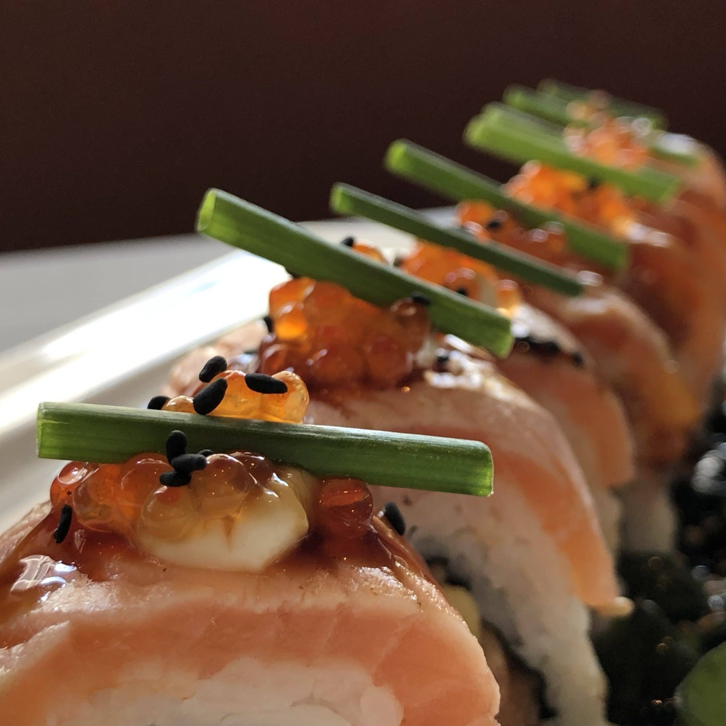 Uramaki mit Lachs