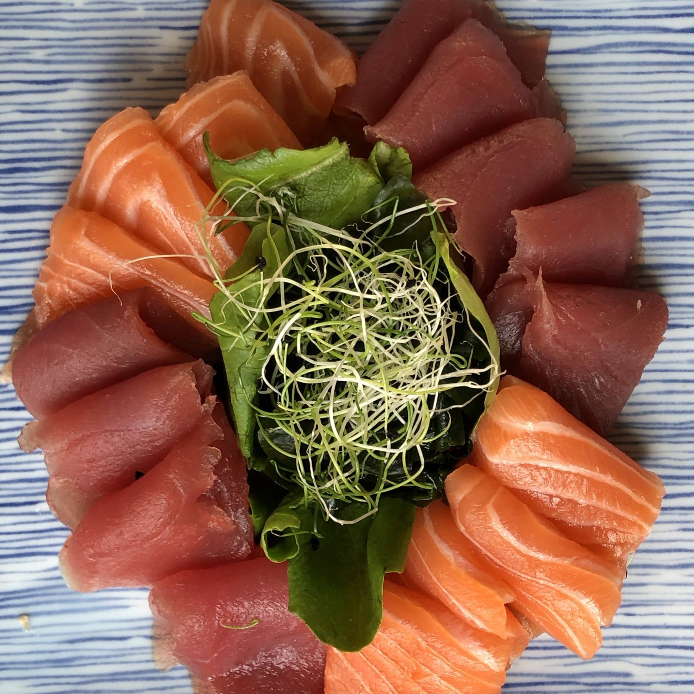 Sashimi-Platte mit Lachs und Tuna